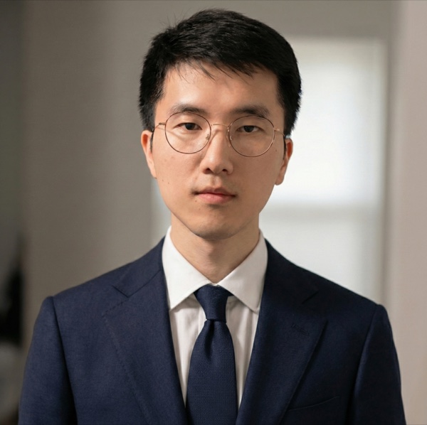 Portrait of Denghui Zhang